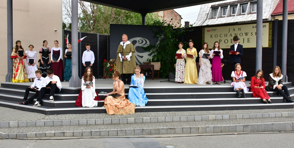 Tarnogród. Narodowe Czytanie Kochanowskiego
