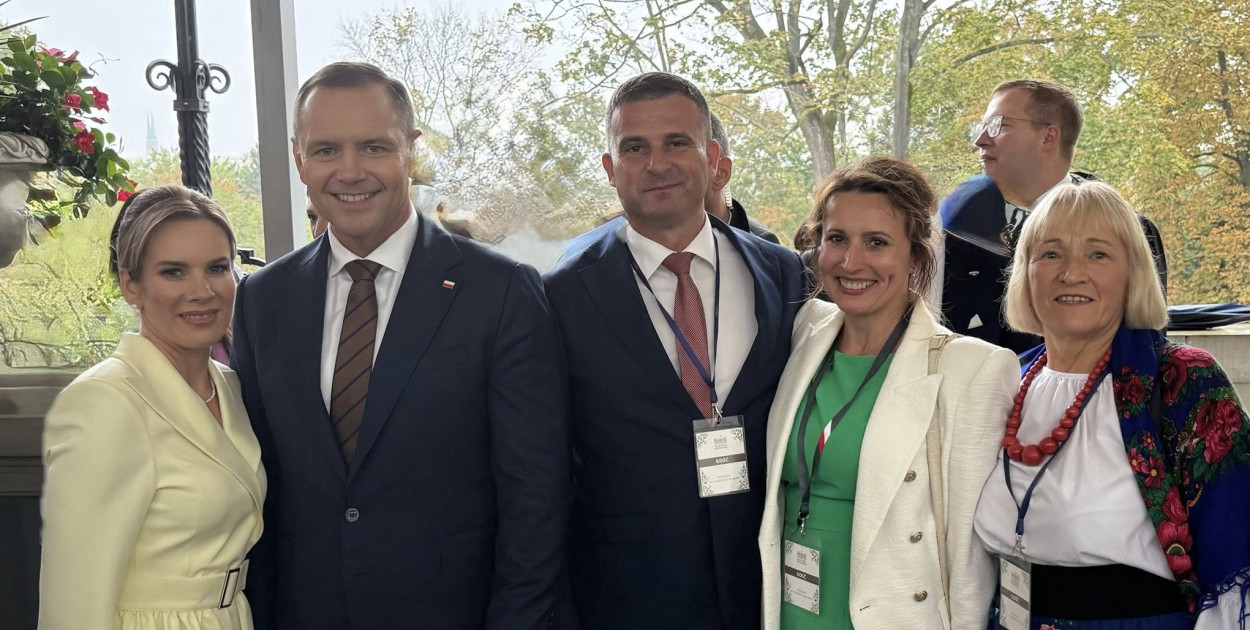 Bartłomiej Świtała i KGW z Luchowa Dolnego na Dożynkach Prezydenckich