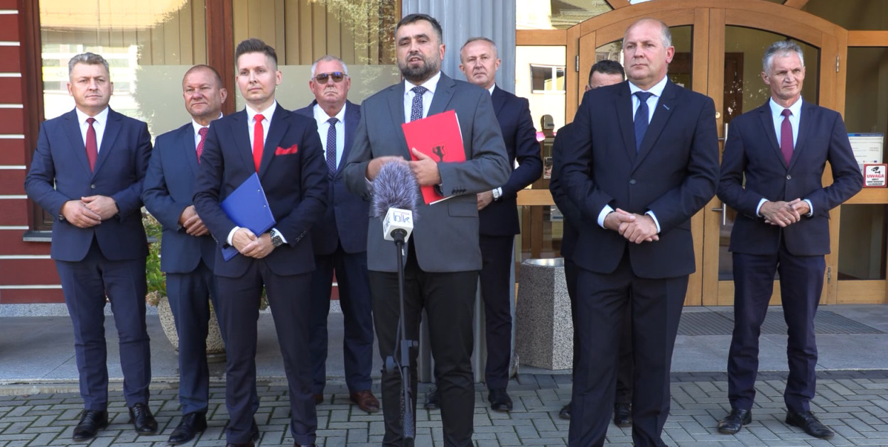 Wójtowie i burmistrzowie zapowiedzieli złożenie skargi na działalność starosty