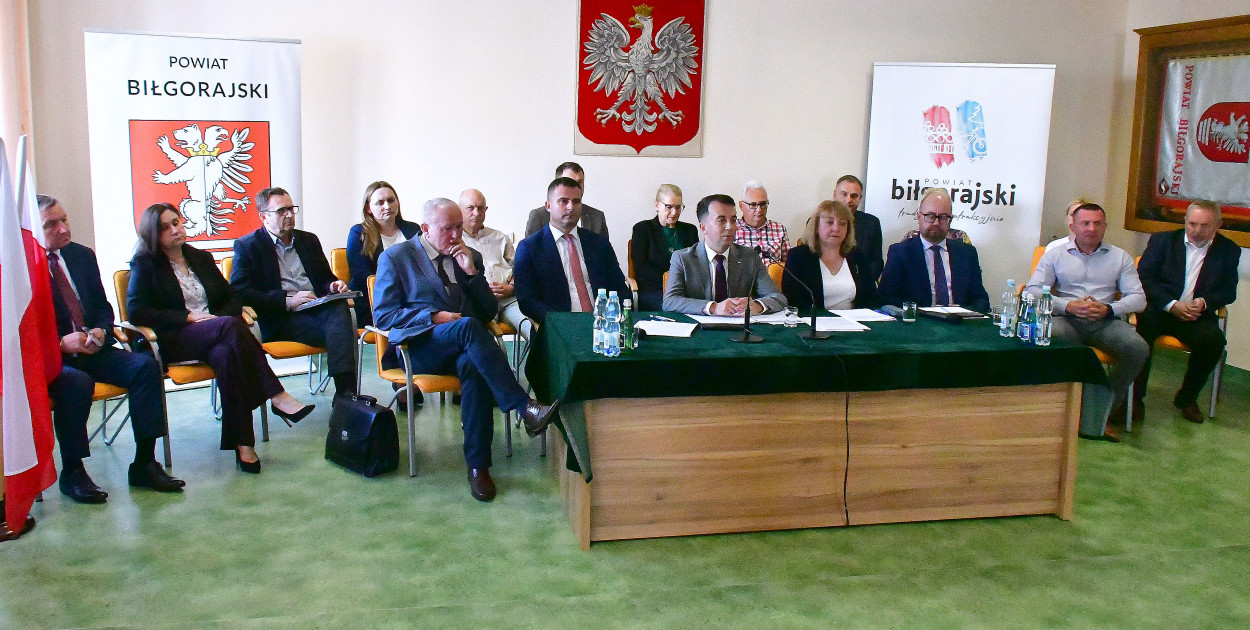 Konferencja w odpowiedzi na konferencję. Starosta: zarzuty wójtów i burmistrzów bezpodstawne