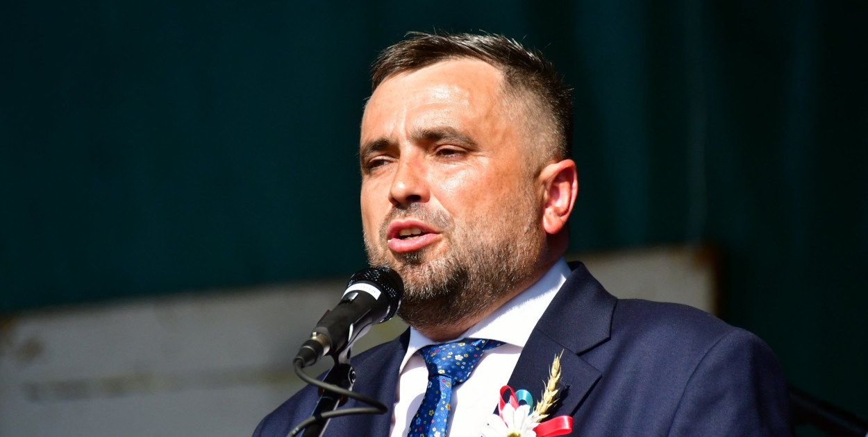 Oświadczenie samorządowców - przesłane przez burmistrza Deca