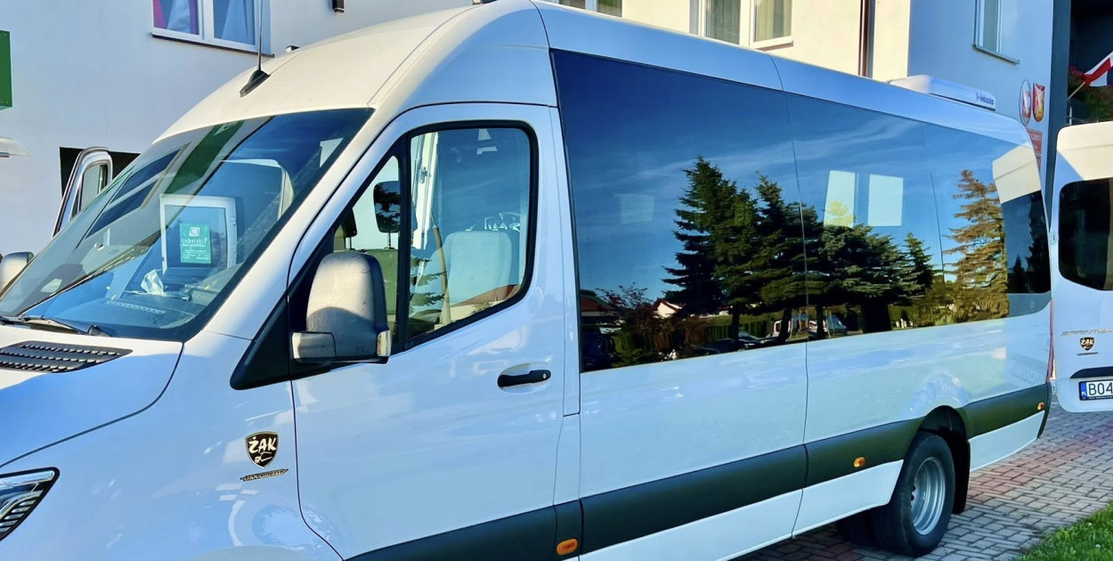 Nowy bus dla gminy Aleksandrów: komfort i bezpieczeństwo dla dzieci z niepełnosprawnościami