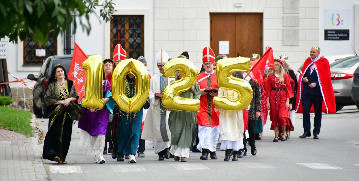 Tarnogród. Piknik historyczny i koronacja na miejskim rynku. Przypomnieli historię sprzed 1000 lat