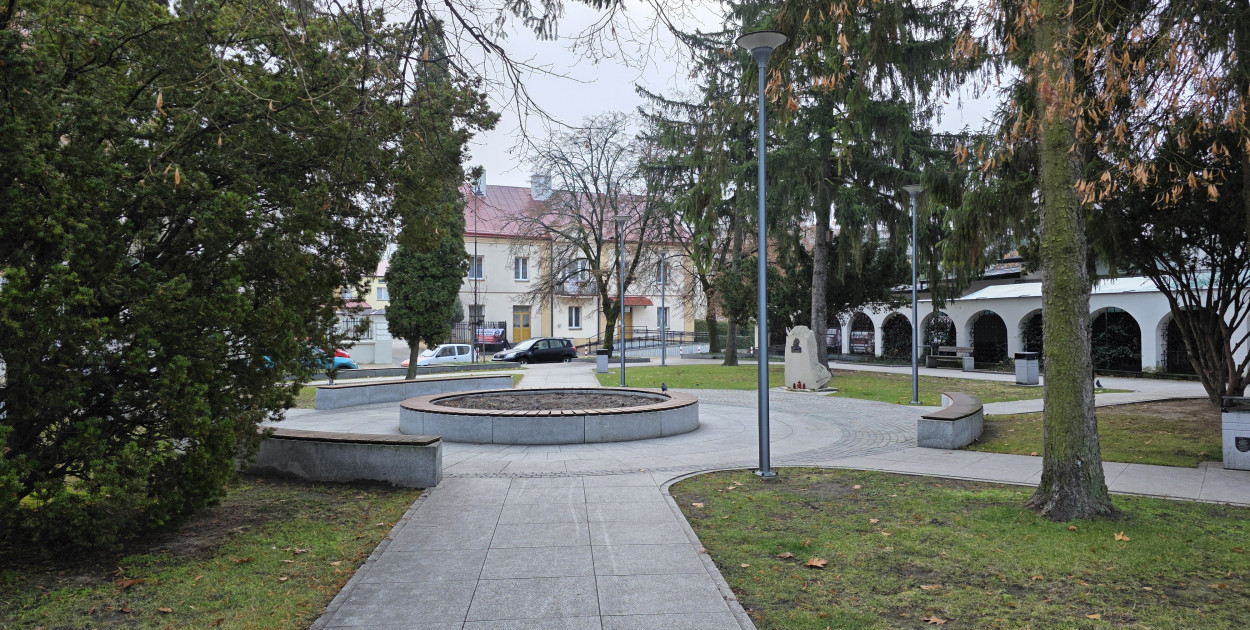 Skwer Niepodległości. Miejsce w centrum miasta ma nową nazwę
