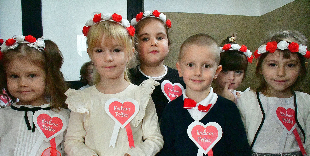 Biszcza. Szkoła do hymnu - śpiewali wszyscy