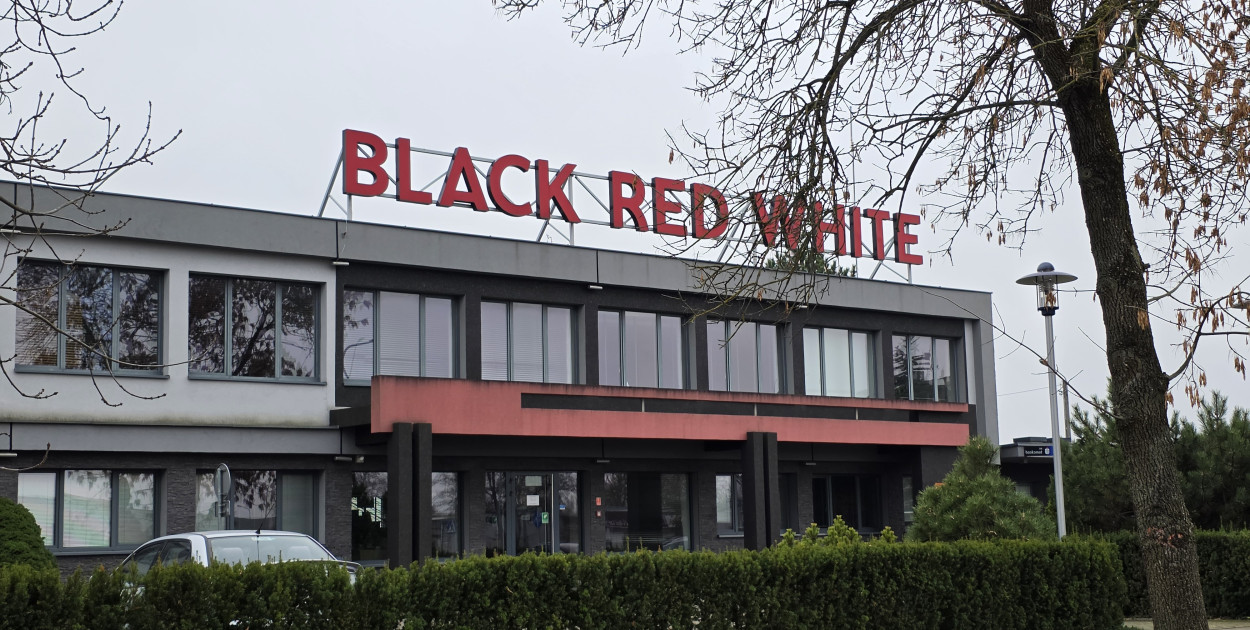 BRW Stawia na Biłgoraj i Mielec: Planowana trzecia zmiana w produkcji