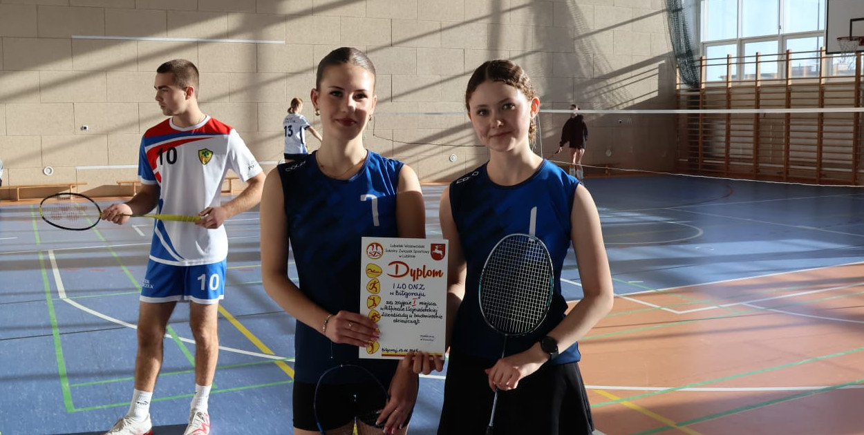 Sukces drużyn I LO im. ONZ w półfinale Wojewódzkim Licealiady w Badmintonie