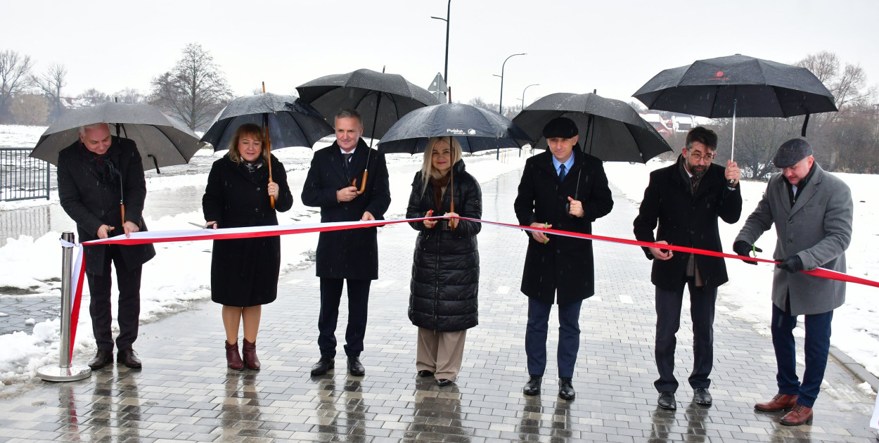Uroczyste otwarcie nowych dróg w Osiedlu Nadstawna