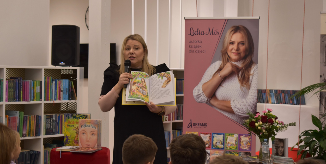 Spotkanie autorskie z Lidią Miś w Miejskiej Bibliotece Publicznej w Tarnogrodzie
