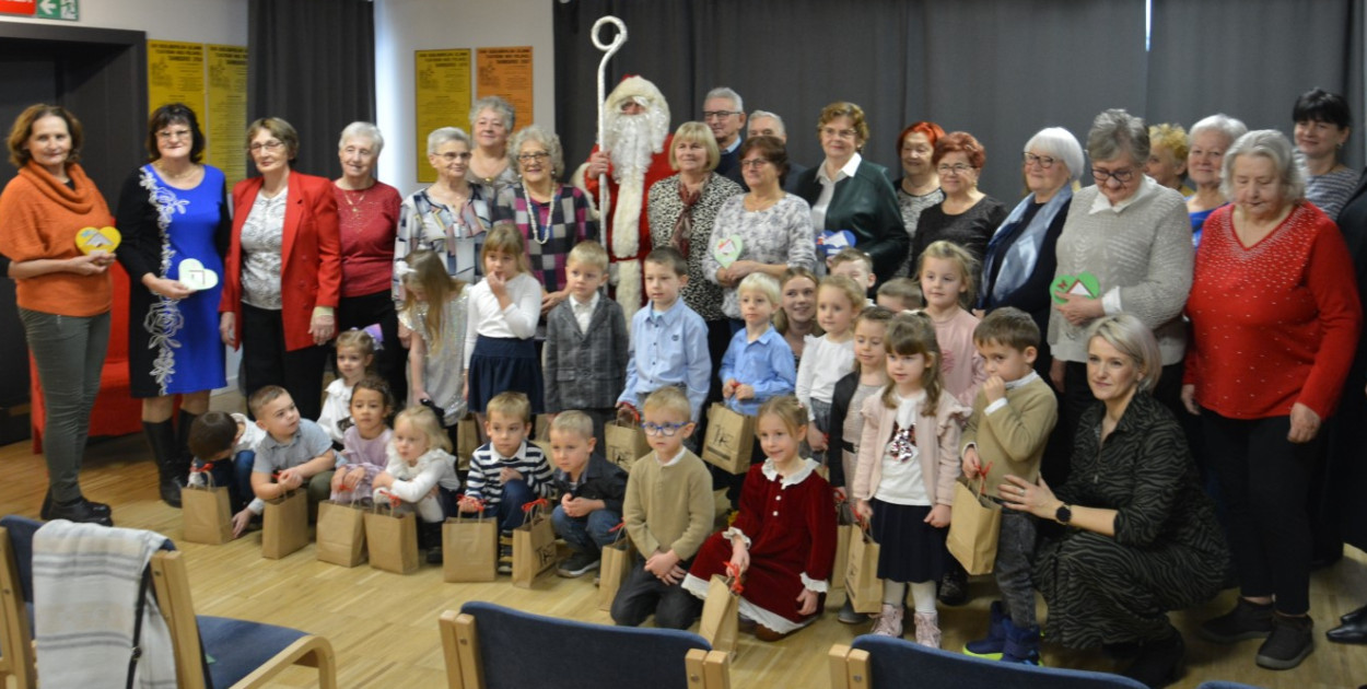 Tarnogród. Przedszkolaki seniorom