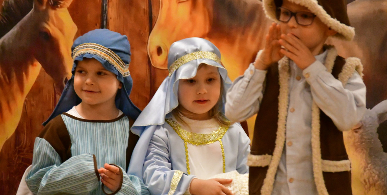 Jasełka w ratuszu: Przedszkolaki gościły na sesji Rady Miasta