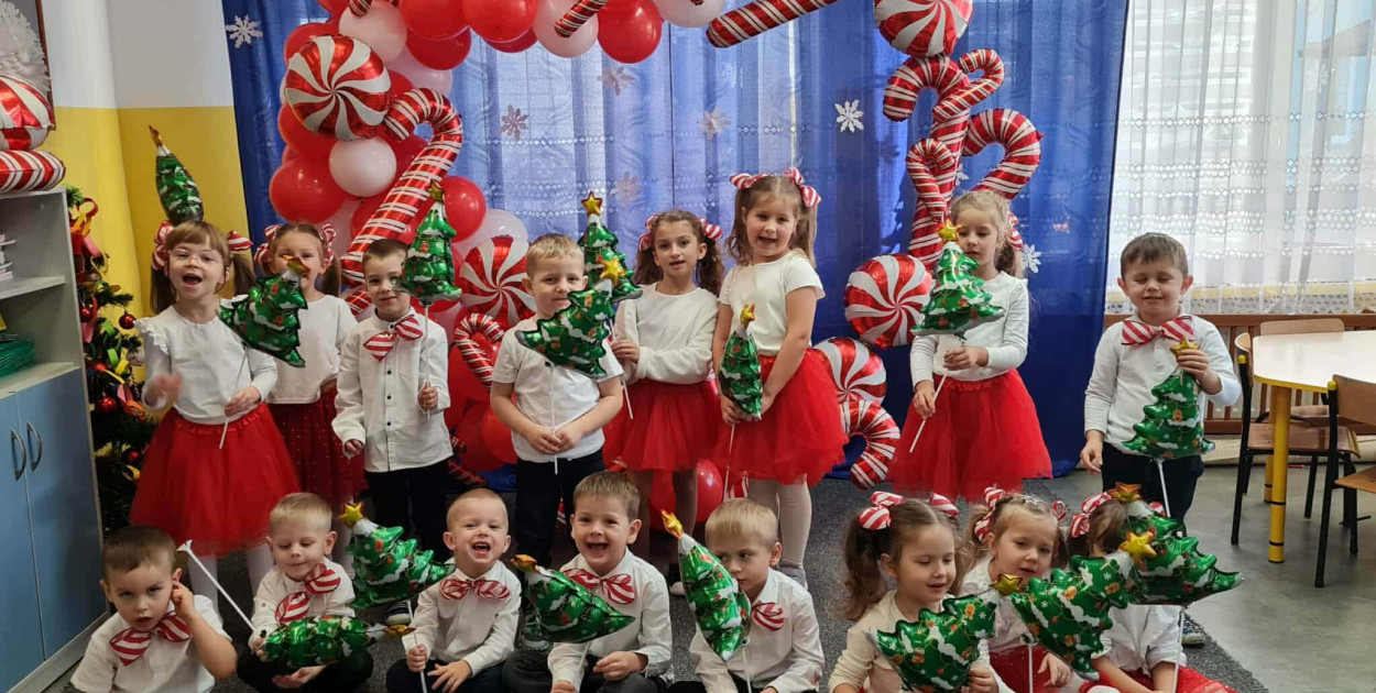 W oddziale przedszkolnym 3-6 latków w Dereźni Solskiej odbył się wyjątkowy, bożonarodzeniowy dzień, który na długo pozostanie w pamięci dzieci i nauczycieli.