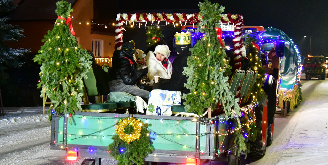 Łukowa połączyła tradycje. Orszak Trzech Króli, dunajowanie i lekcja tożsamości