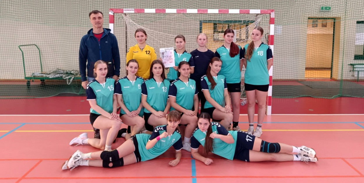 II miejsce szczypiornistek z ZSBiO