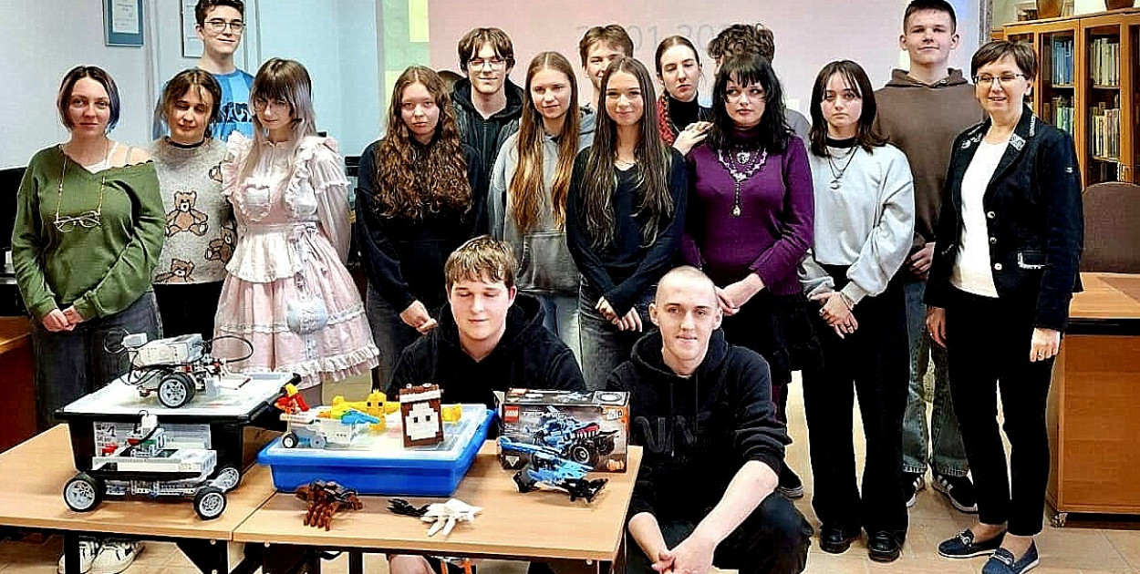 Międzynarodowy Dzień Klocków LEGO w I LO im. ONZ