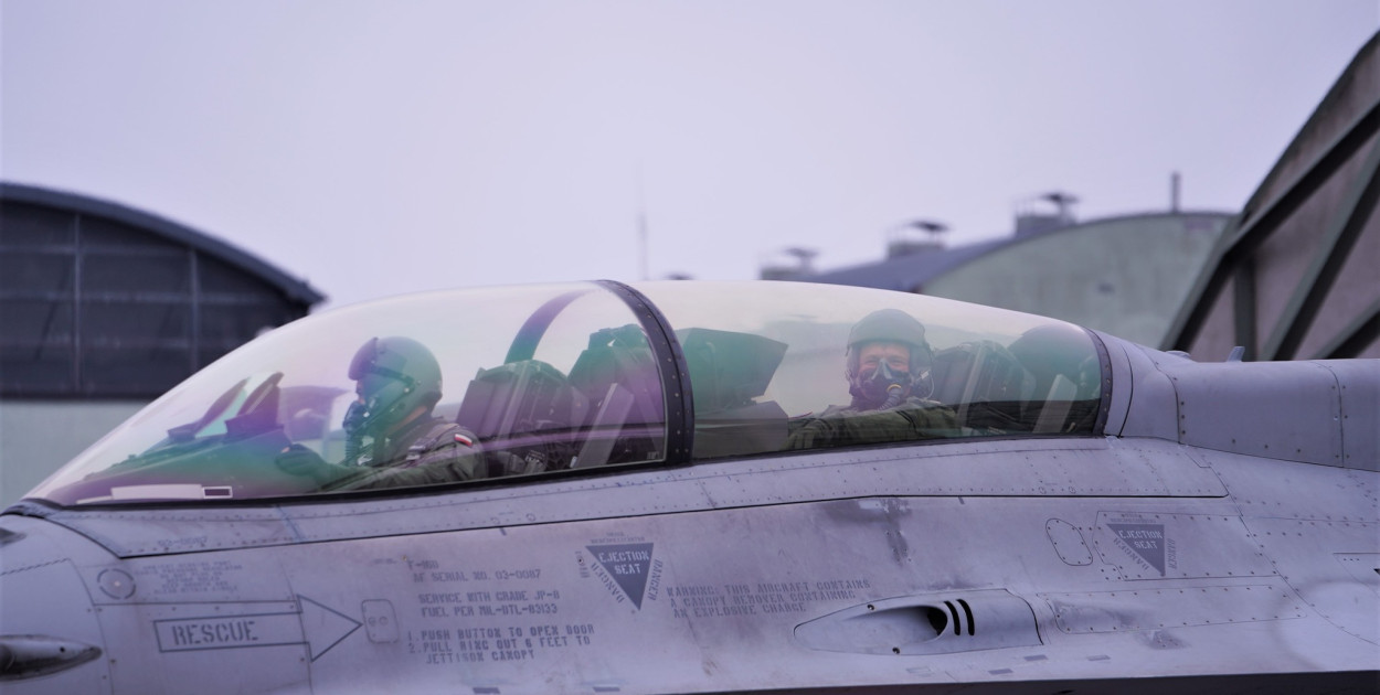 Polskie myśliwce w powietrzu. To odpowiedź na działania Rosji