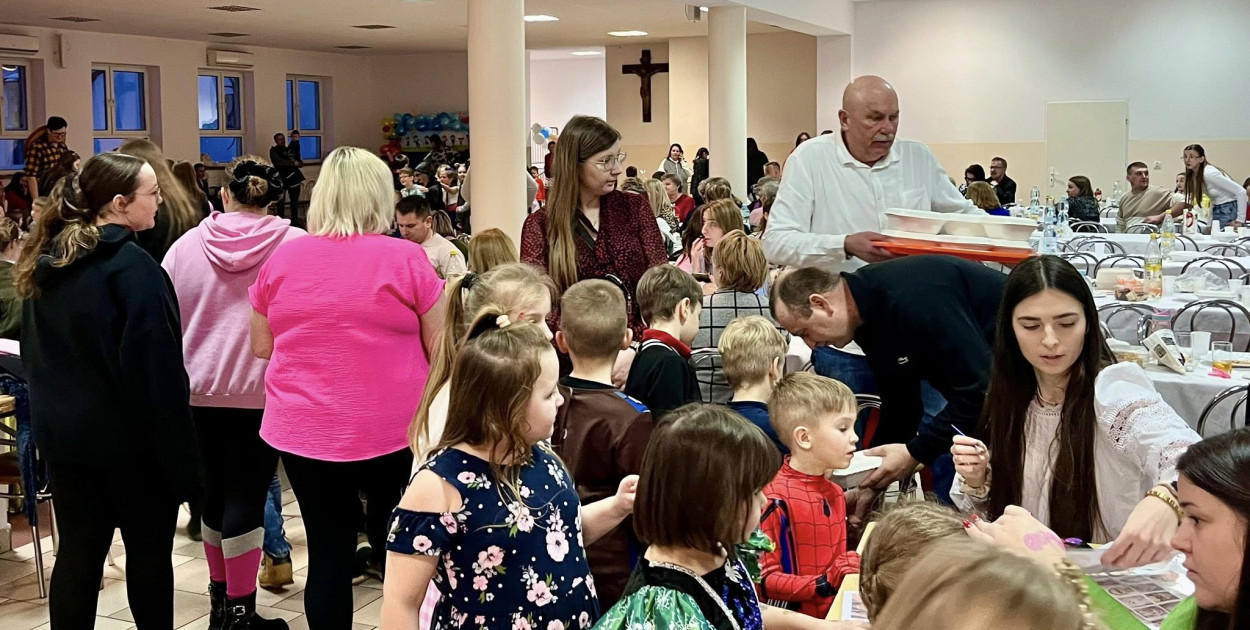 Karnawałowa moc atrakcji w Aleksandrowie. Dzieci opanowały parkiet!