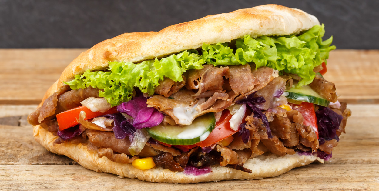 Nie tylko McDonalds. W Biłgoraju kulinarny interes otwiera Filip Chajzer