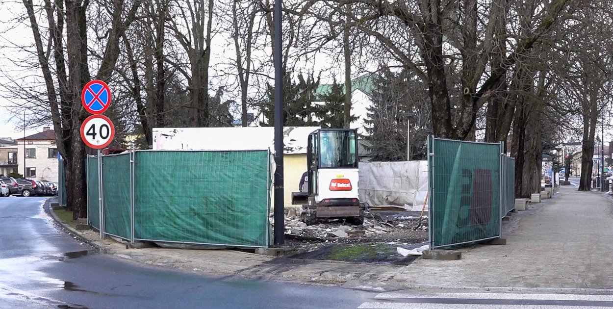 Skwer przy ul. Ogrodowej w przebudowie. Nowoczesna przestrzeń dla mieszkańców już
