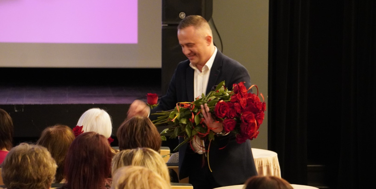 Filmowy wieczór w TOK. Relacja z Gminnego Dnia Kobiet (FOTO)