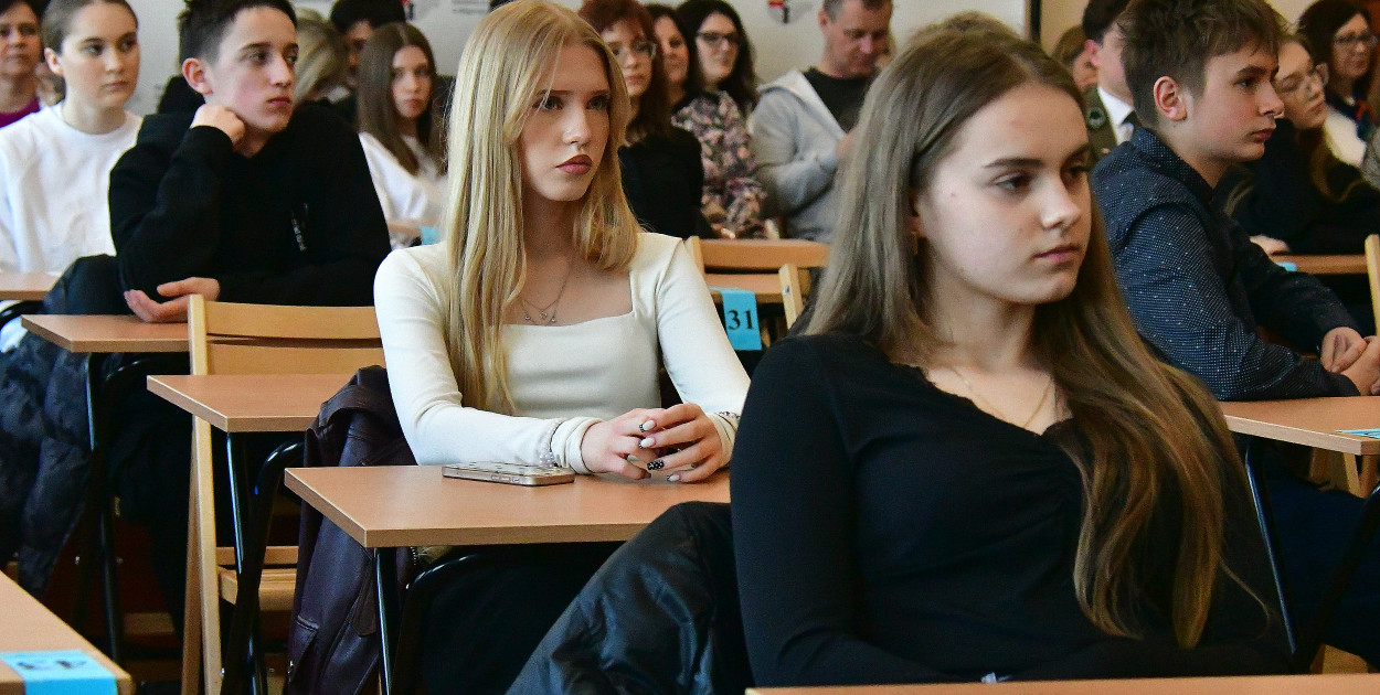 Ortograficzny „orzech” do zgryzienia. 25 lat tradycji dyktanda w RCEZ (FOTO)