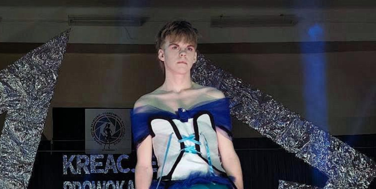 Biłgorajski talent w finale „Kreacji – Prowokacji 2026”. Dominik Durda projektuje