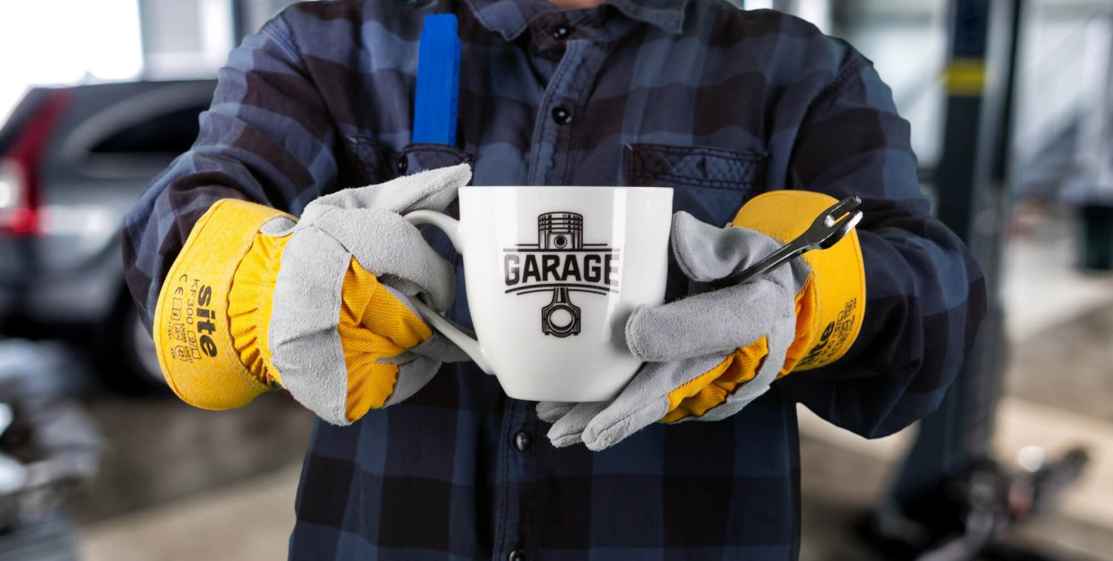 Ekologiczny wybór w biurze: dlaczego warto zrezygnować z plastiku na rzecz trwałej