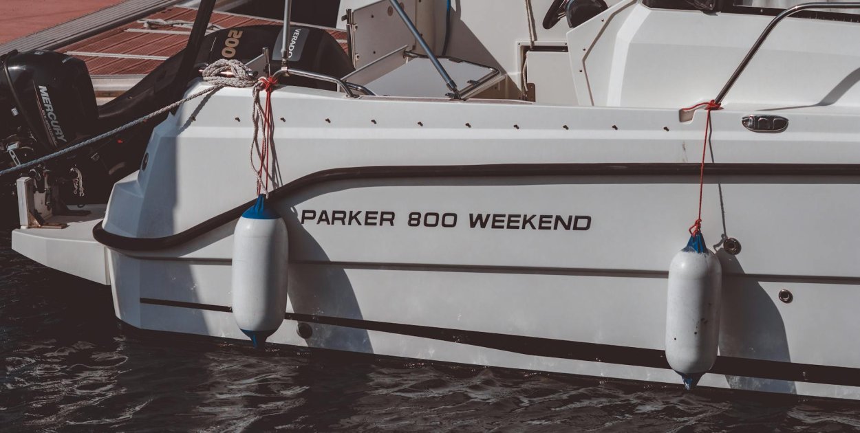 Łodzie Parker jako łodzie weekendowe - jak wygląda typowy rejs