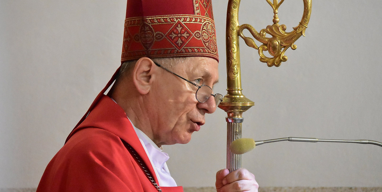 Rozmowa z biskupem Marianem Rojkiem: O znaczeniu Triduum Paschalnego dla wiernych