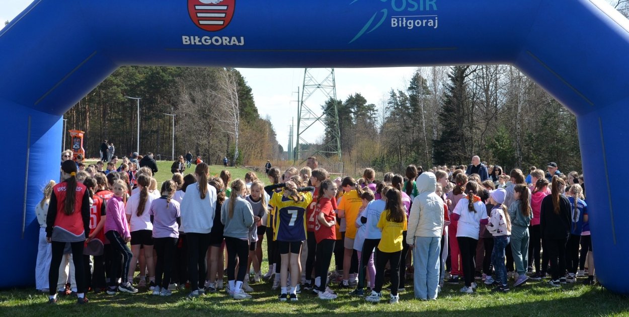 Biegowa wiosna nad Zalewem Bojary! Blisko 700 młodych sportowców na starcie