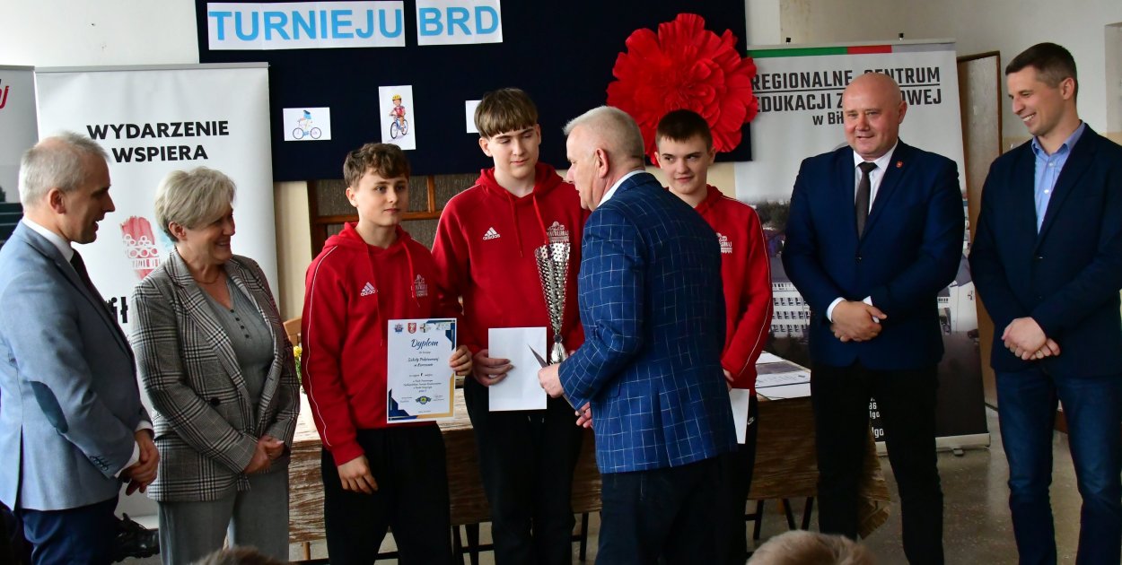 Smólsko bierze wszystko! Wielki sukces uczniów na powiatowym turnieju BRD (FOTO)