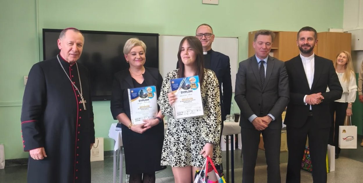 Weronika Wach z Biłgoraja laureatką I miejsca. Sukces uczennicy „Budowlanki"